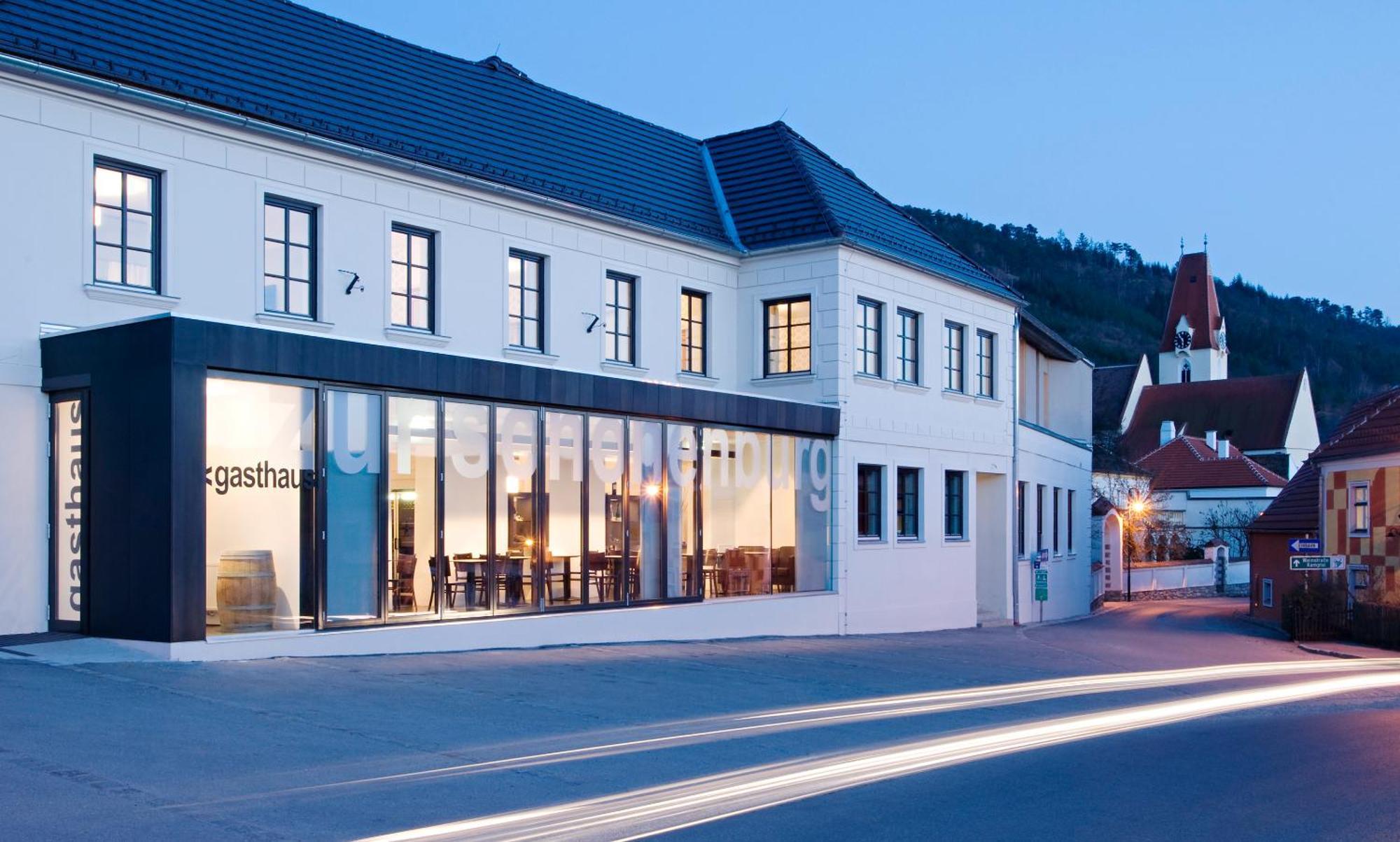 Hotel Zur Schonenburg Schonberg am Kamp ภายนอก รูปภาพ